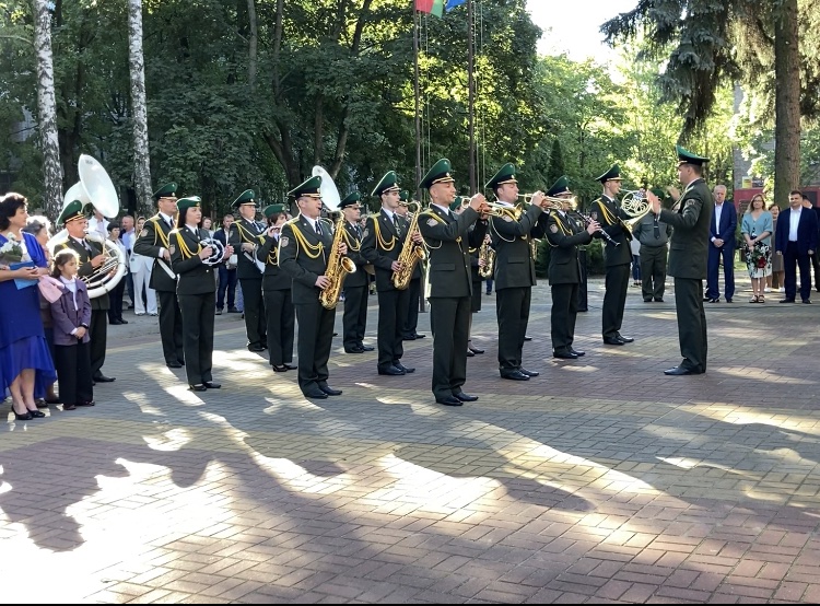 Военно-космический кадетский корпус имени Петра Великого. Московское военное музыкальное училище имени Халилова. Духовой оркестр на площади. Военный оркестр Краснодар.